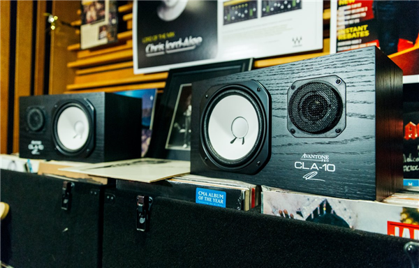 CLA-10 (pair) | Avantone Pro 
