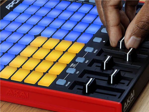 APC Mini MKII | AKAI Professional 
