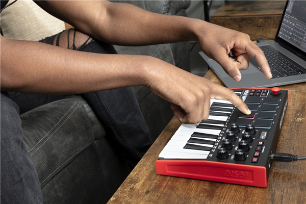 MPK mini MK3 | AKAI Professional 