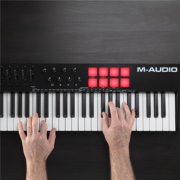 Oxygen 61 MK5 | M-Audio 