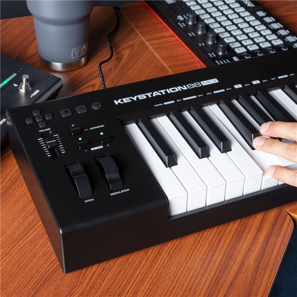 Keystation 88 MK3 | M-Audio 