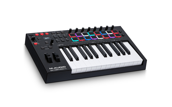 Oxygen PRO 25 | M-Audio 