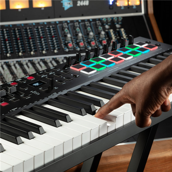 Oxygen PRO 49 | M-Audio 