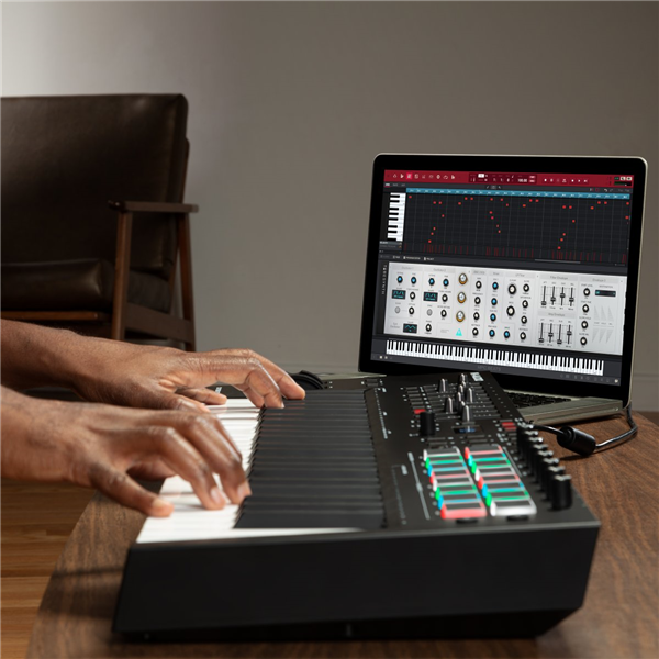 Oxygen PRO 49 | M-Audio 
