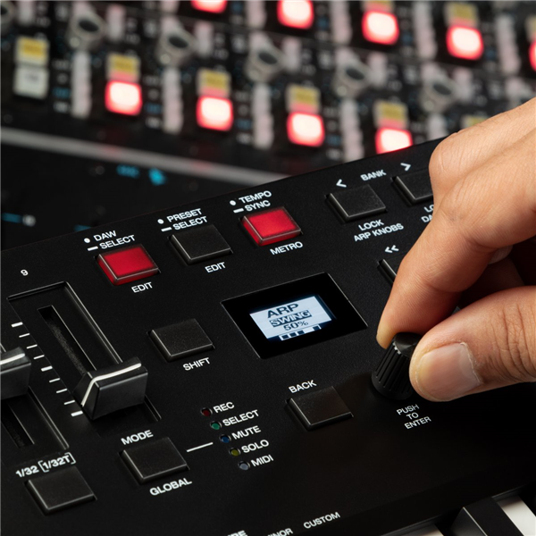 Oxygen PRO 61 | M-Audio 