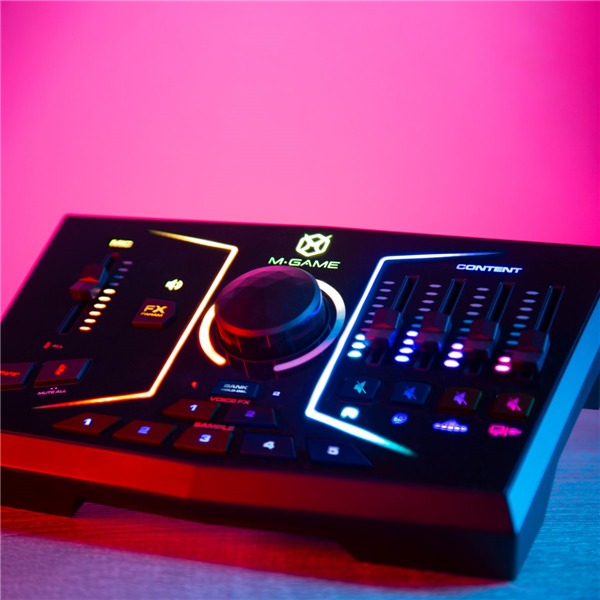 M-GAME RGB DUAL (rozbalený) | M-Audio 