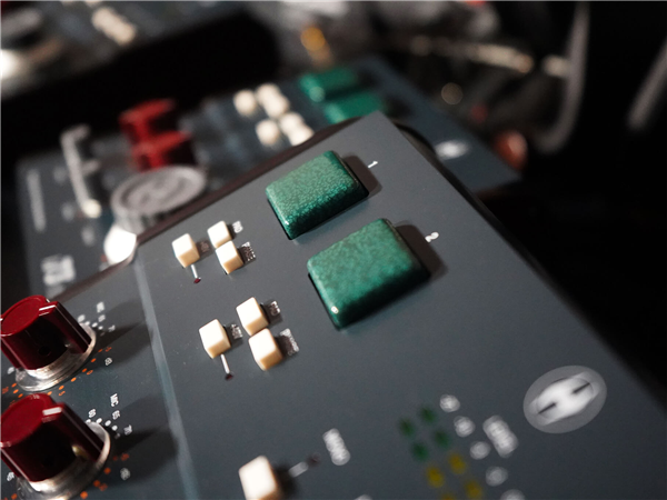 i73 PRO 2 | Heritage Audio 