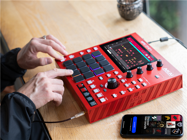 MPC ONE+  | AKAI Professional 