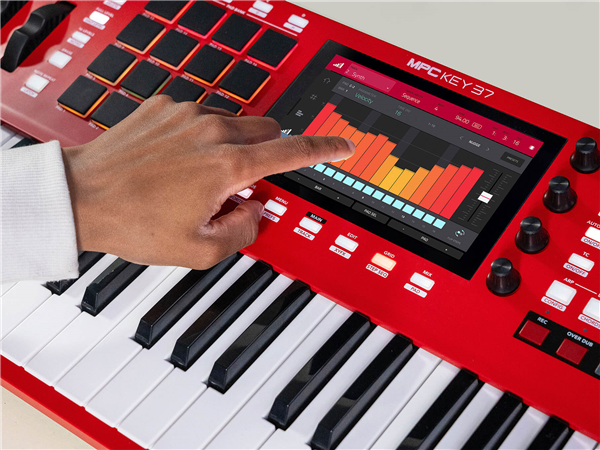 MPC KEY 37 | AKAI Professional 