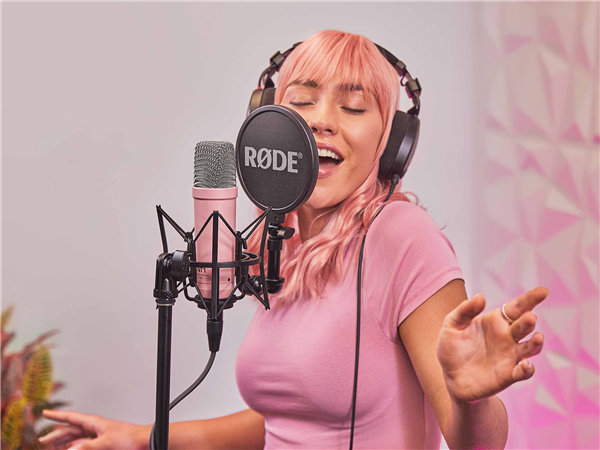 NT1 Signature Series Pink | RØDE 