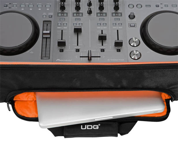 Ultimate MIDI Controller Backpack Large MK2 Black/Orange | UDG Gear 