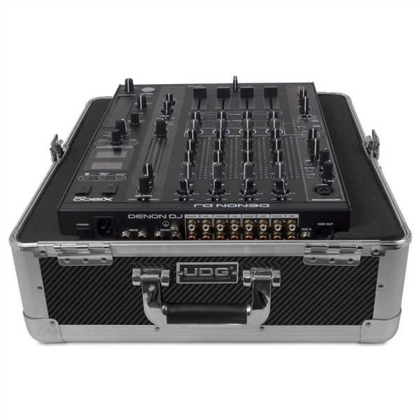 Ultimate Pick Foam Carbon Flight Case Multi Format M | UDG Gear 