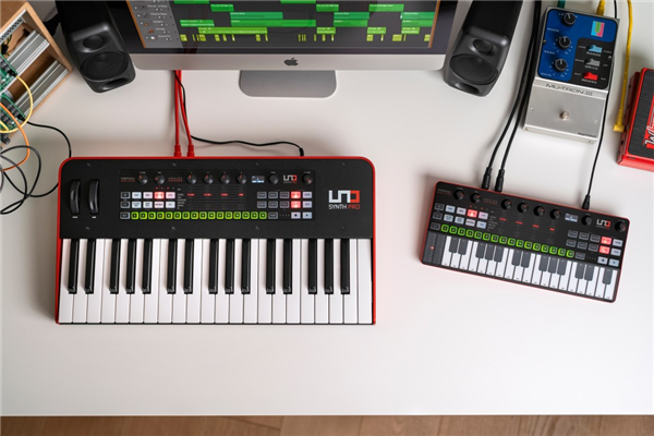 UNO Synth Pro Desktop | IK Multimedia 