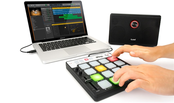 iRig Pads (rozbalený) | IK Multimedia 