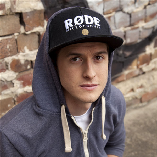 Snapback Black/White (logo RØDE) | Rode 