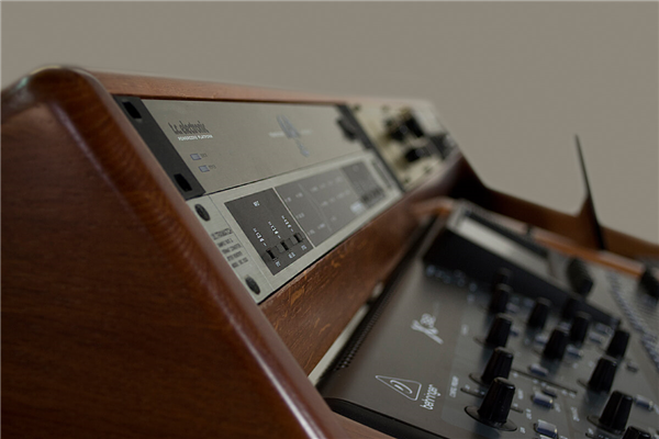 MAREA X32 Oak | Zaor 